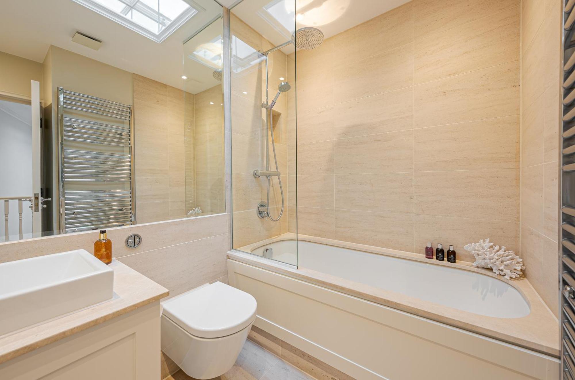 Modern 3 Bedroom Luxury House With Garage In Central Londres Exterior foto
